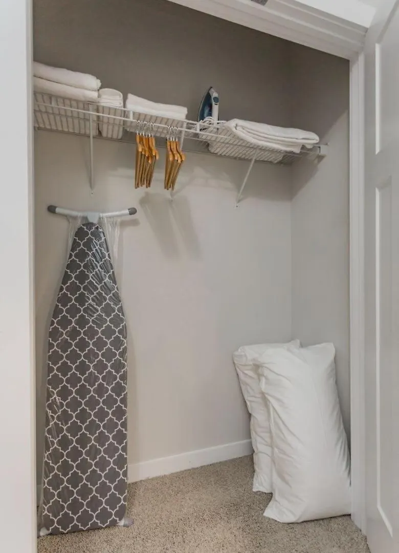 Two Cozysuites Stylish Music Row Condos W Parking ناشفيل