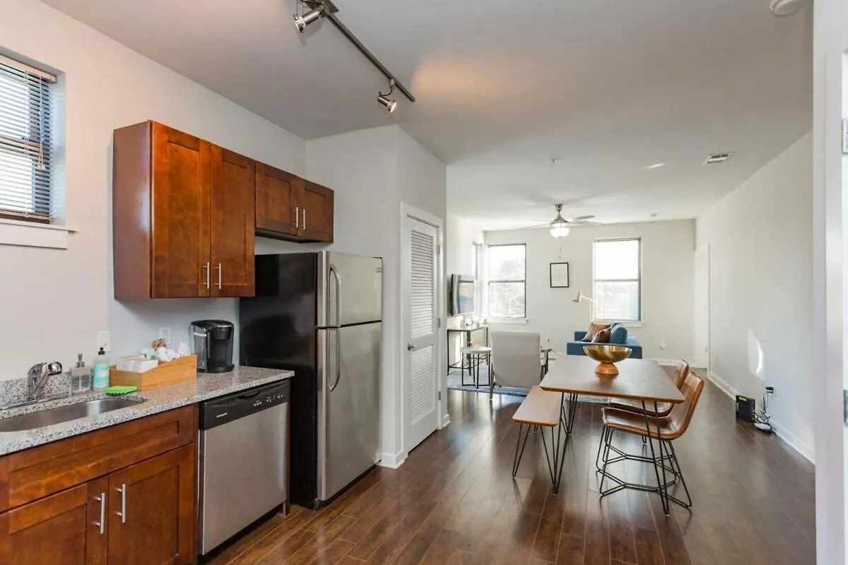 Two Cozysuites Stylish Music Row Condos W Parking ناشفيل شقة
